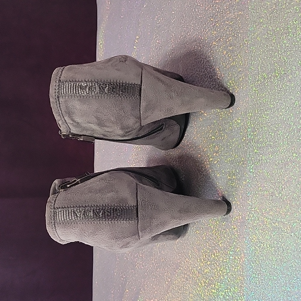 PRADA!!! flawless grey suede ankle booties leather boots - Picture 6 of 11